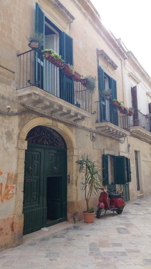 Casa D'Artista Suite & Garden Lecce Exterior foto